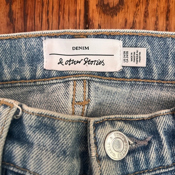 & Other Stories Light Blue High Waisted Jeans - Picture 5 of 5